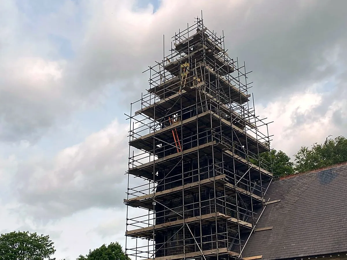 Multi-lift scaffold around a church spire